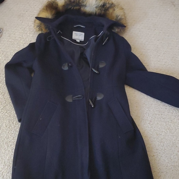 Coat - Picture 1 of 2